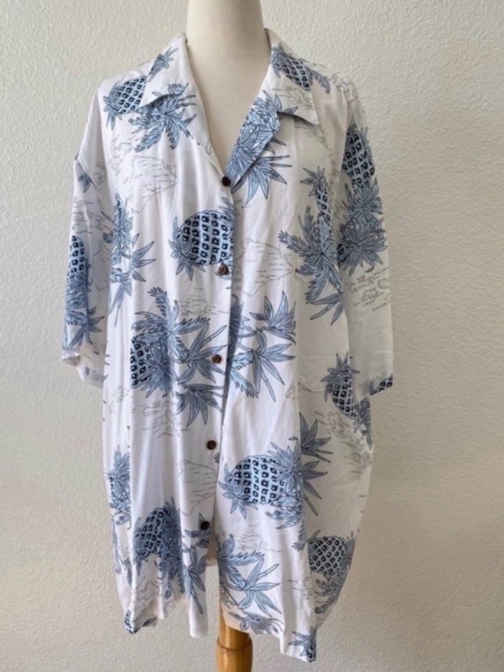 Two Palms Men’s Hawaiian Button Up Shirt NWT~ 2 XL